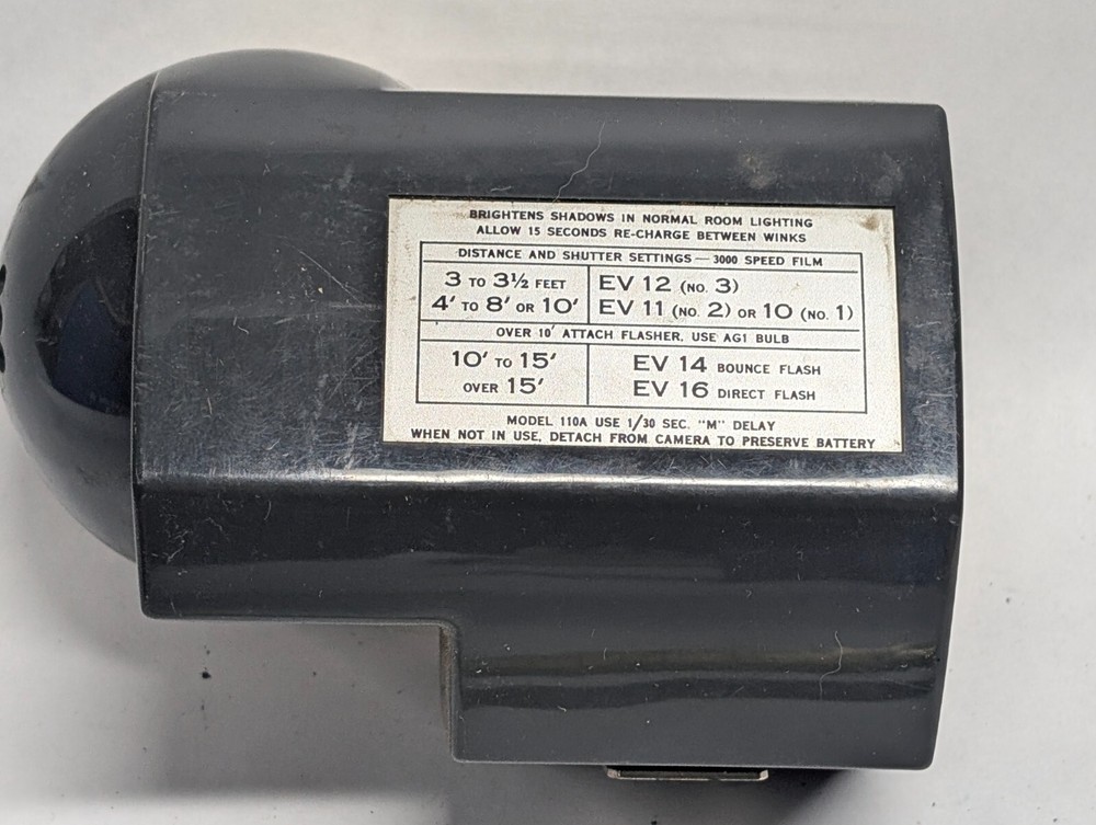 Vintage POLAROID Wink-Light Model 250 Flash Attachment Accessory