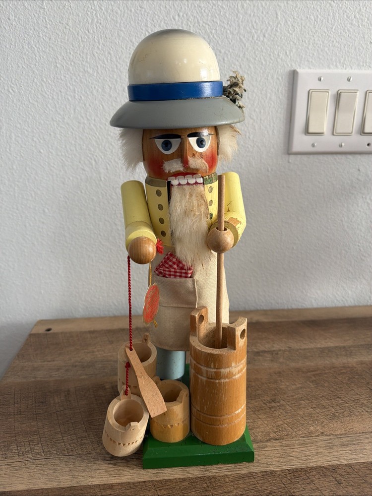 Steinbach - Dairy Farmer  - 15" German Christmas Nutcracker No Box
