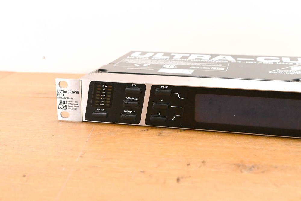 Behringer Ultracurve Pro DEQ2496 Equalizer and Mastering Processor CG01Y4E
