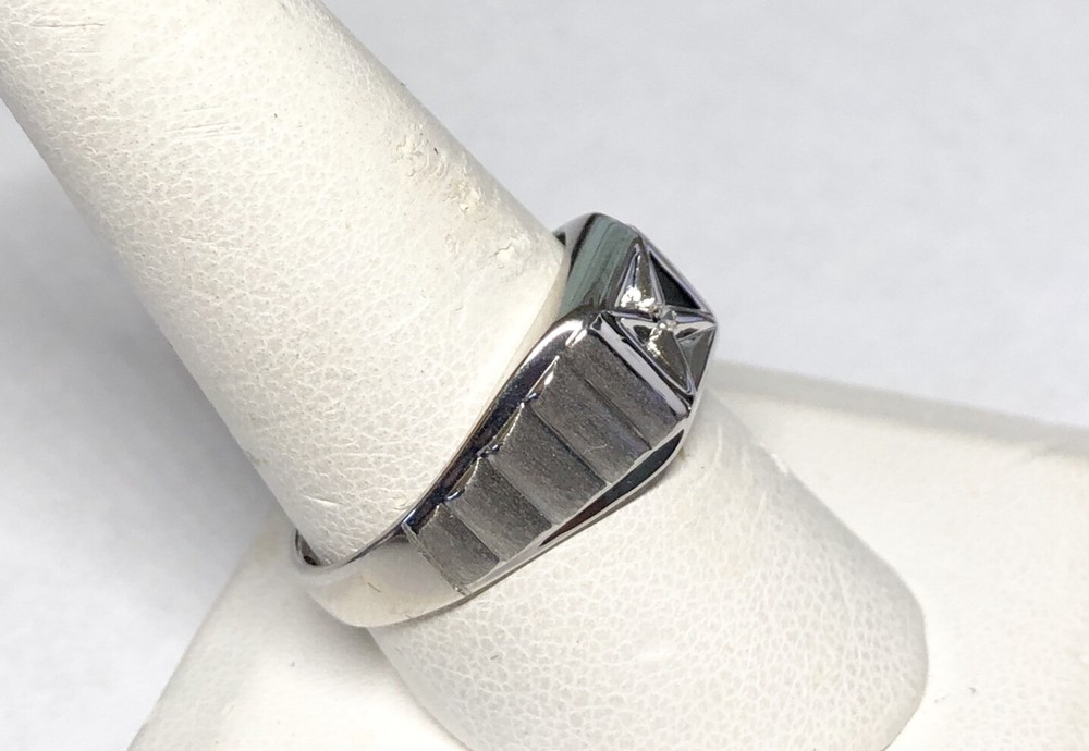 Sterling Silver Genuine Diamond Man's Solitaire Ring