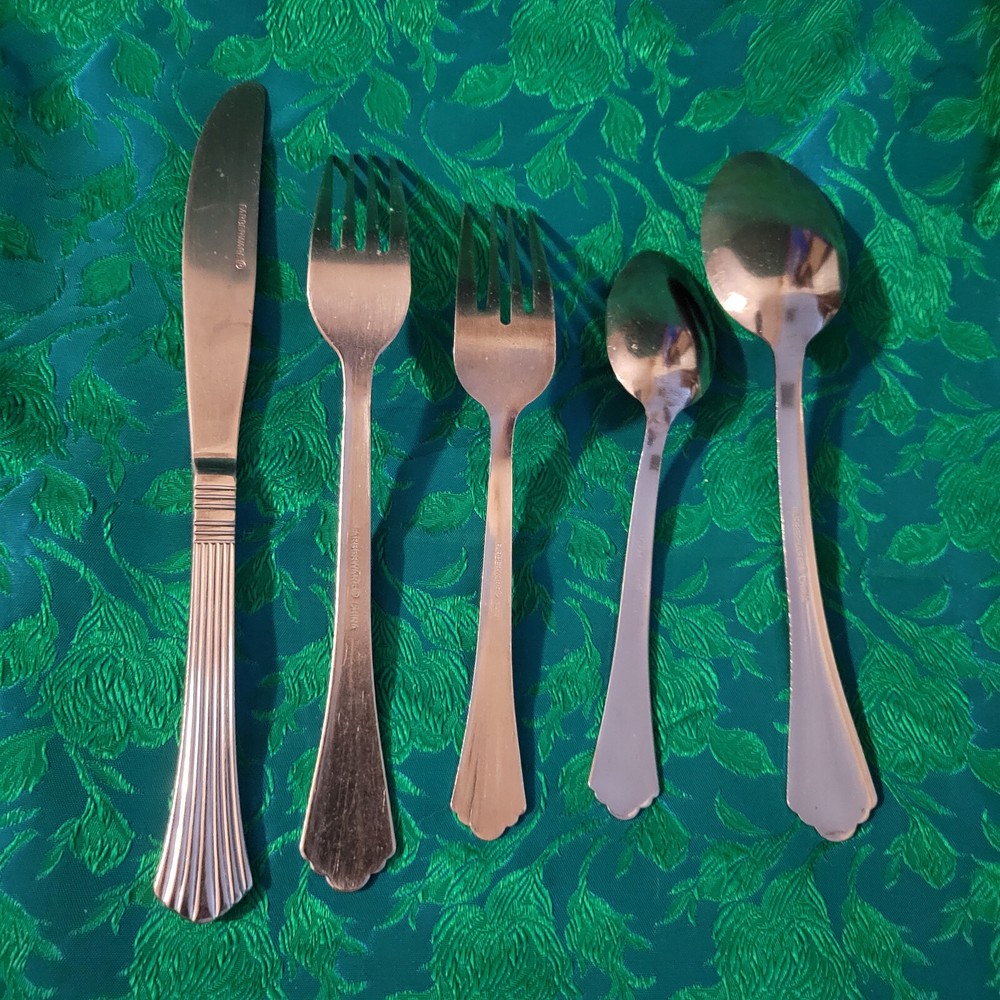 Farberware Heron Stainless Flatware - Pick Your Pieces - All $ 4.00 Ea + Disc.