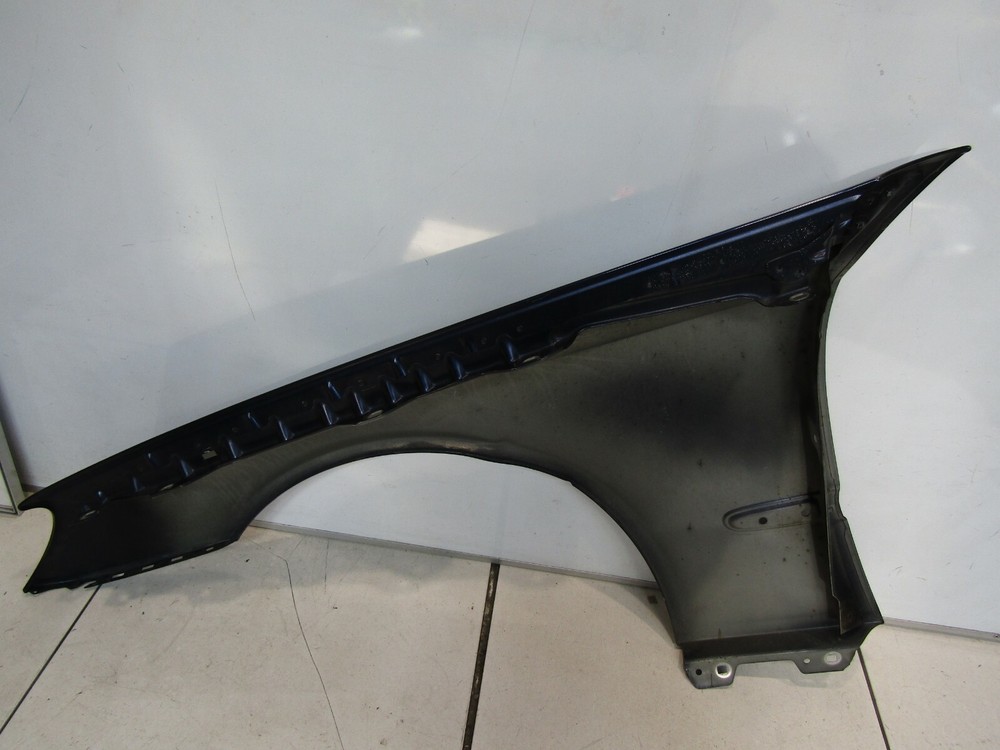 MERCEDES W211 E CLASS FRONT WING RIGHT DRIVER SIDE REF 12H11