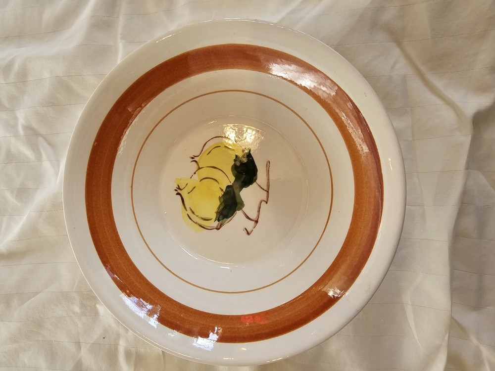 Vintage fruit themed plates and bowls