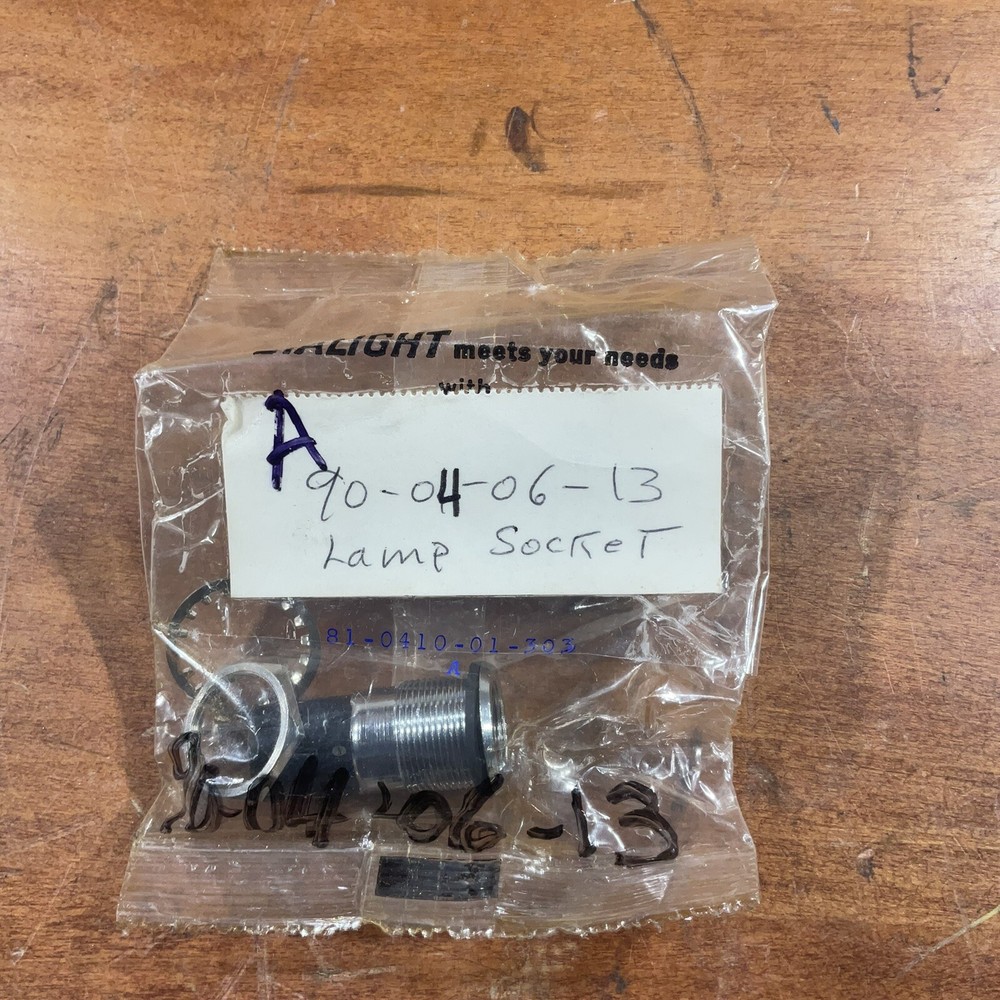 DIALIGHT LAMP BASE SERIES A 81-0410-01-303