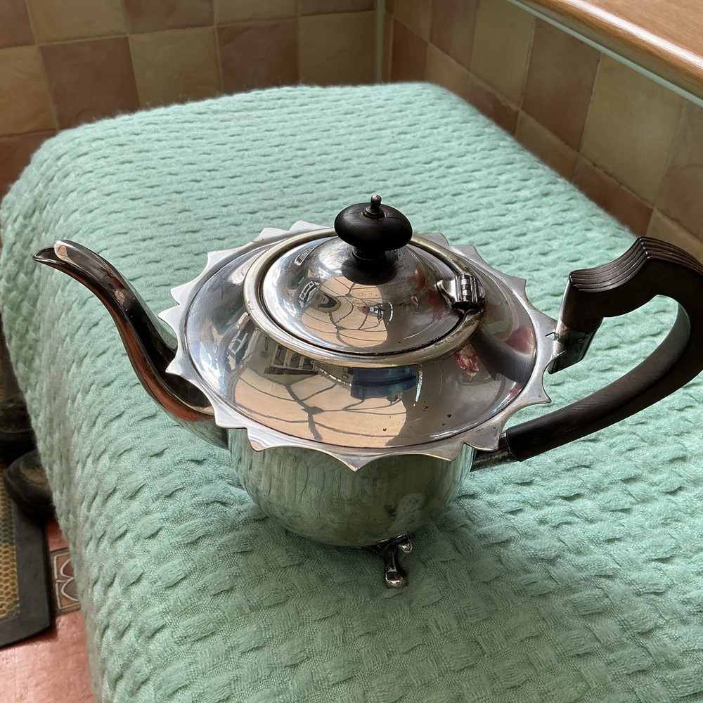 Good Quality Antique Silver Plated Teapot Made  c1896 By John Bishop Chatterly