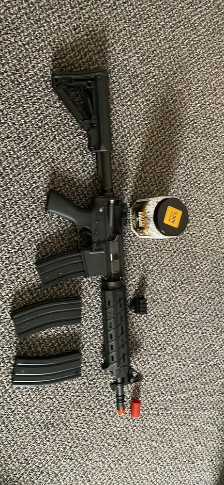 Airsoft Gun