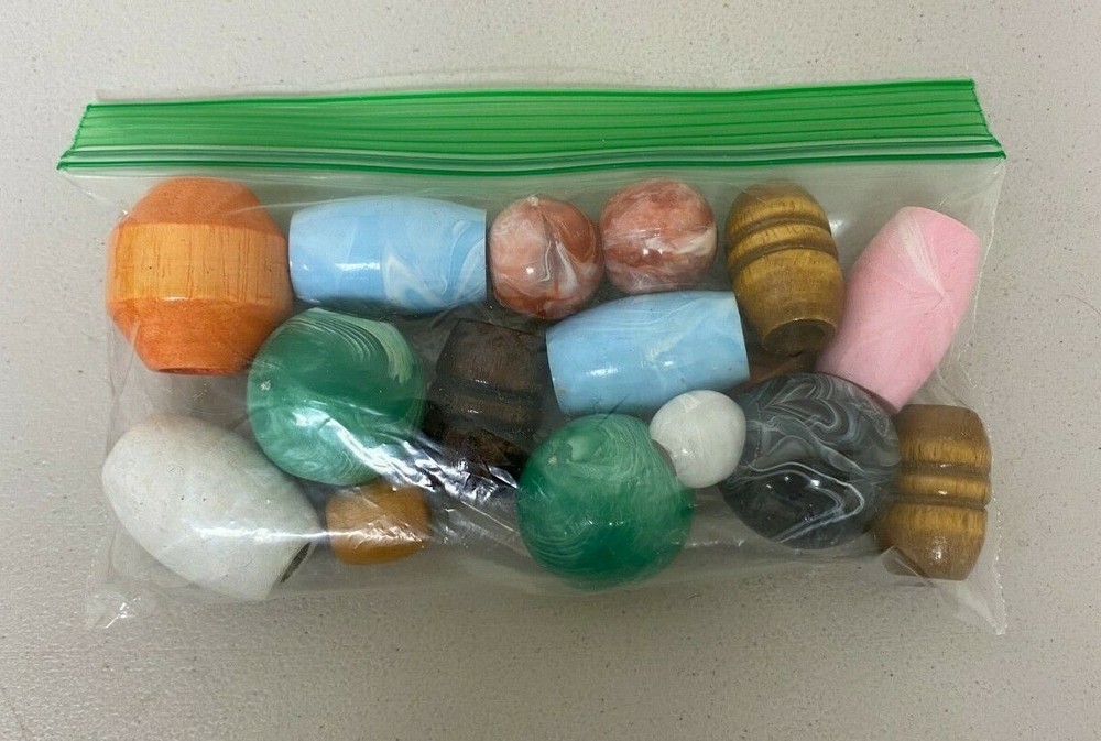 MACRAME CRAFTS  16 MISC BEADS  MULTI COLORS