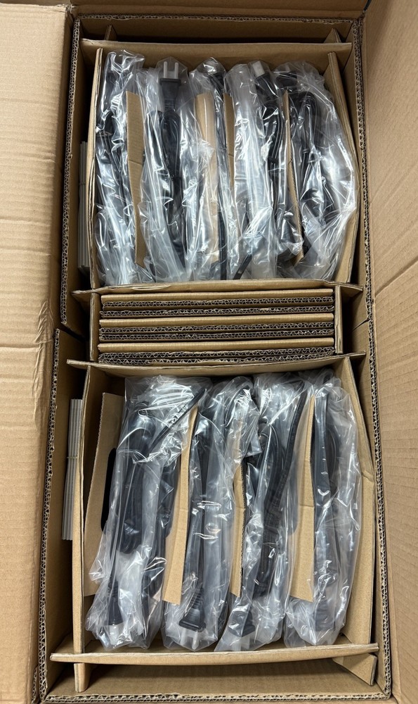 SHIMANO Steps EC-E6000-2 Charger BT E6000 E6010 E8000 SM-BTE60 - NEW