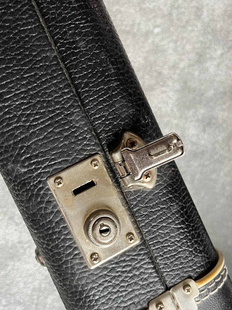 Fender Reissue ? Stratocaster Telecaster guitar case