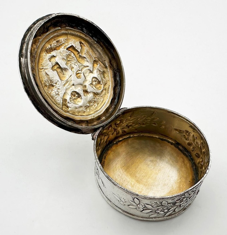 ANTIQUE AUSTRO-HUNGARIAN SILVER CHERUBS BOX 1806
