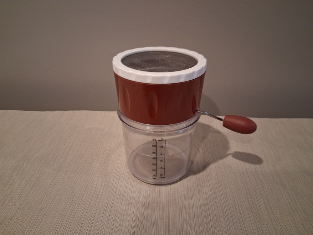 Progressive 3 Cup Measuring Flour Sifter Fine Mesh Screen