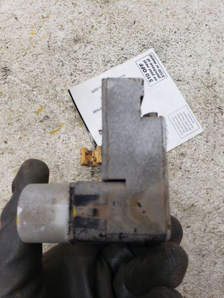 2003 MONTE CAR Keys/Latches/Locks 278318
