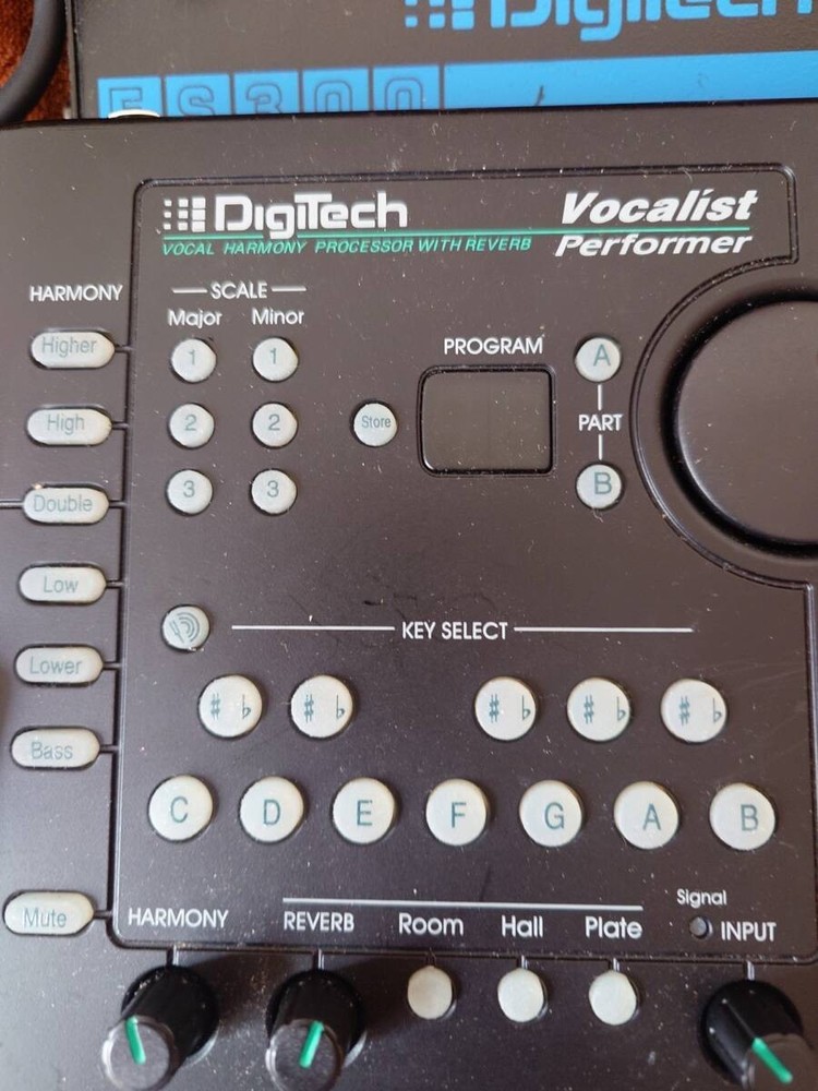 Digitech Vocalist Performer Vocal Harmony Processor Multi Effects with fs300