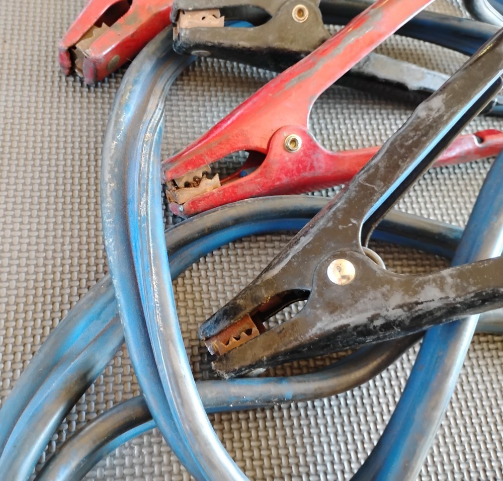 jumper cables