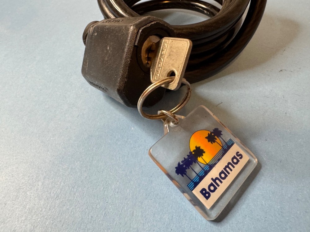 Krypto Cable Lock with Key - Secure bikes, Lock tools, Secure chairs, Flexible!