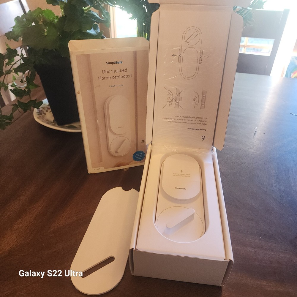 SimpliSafe Smart Lock & PIN Pad White Wireless Door Home Security