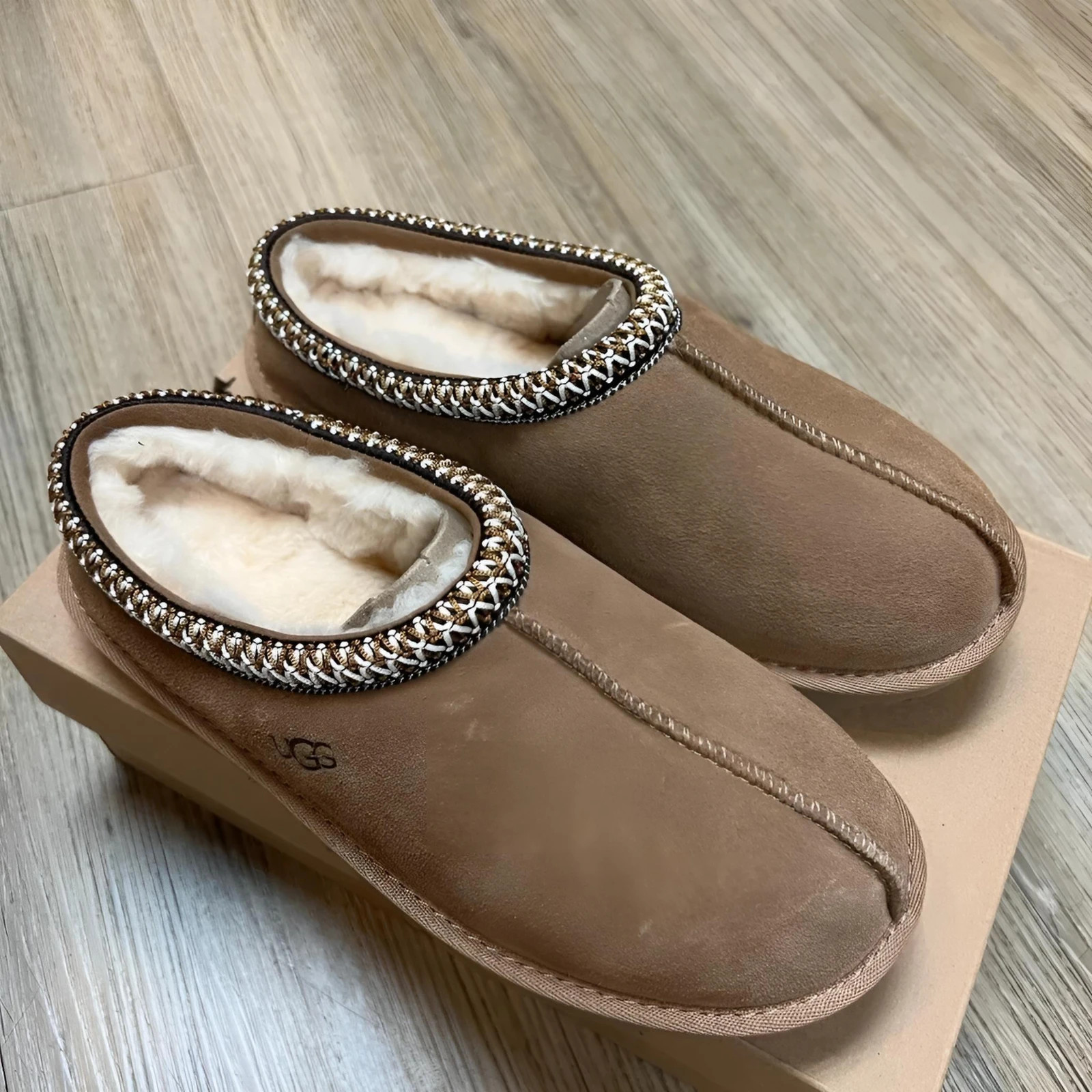 New UGG Big Kids Tasman Slipper Sz 11 to 6 (Chestnut, 1019066K) 100%  Authentic