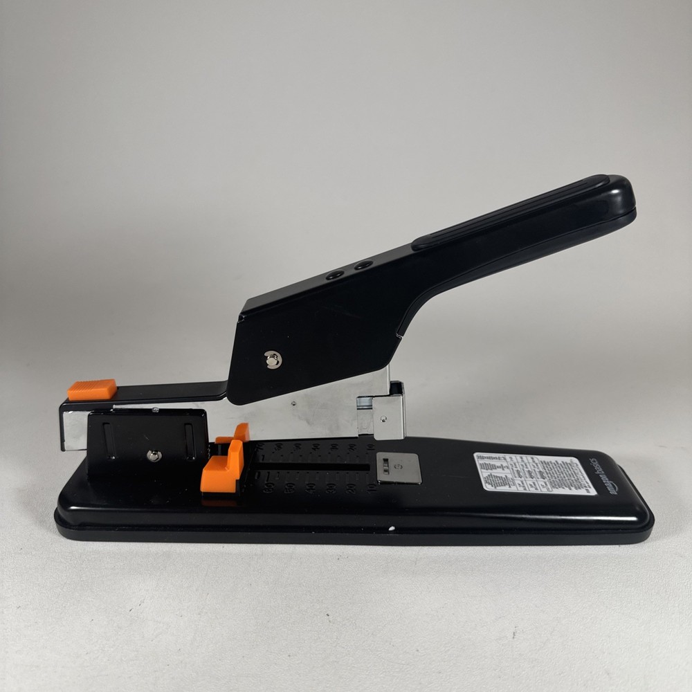 Amazon Basics Heavy-Duty Stapler, Black