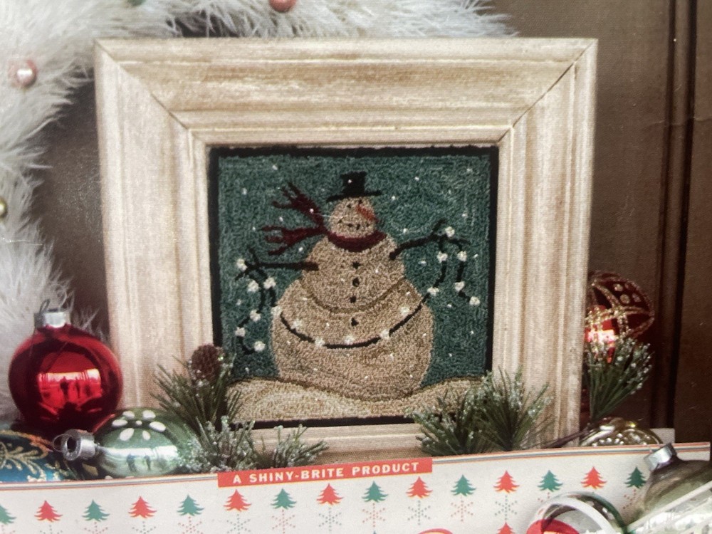 Threads That Bind “Frosty Flakes” Punchneedle Embroidery Snowman Pattern New 08’