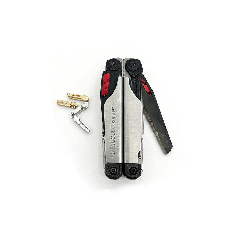 Thumb Stud Upgrade Kit For Leatherman SURGE – Custom Fast-Deployment Mod
