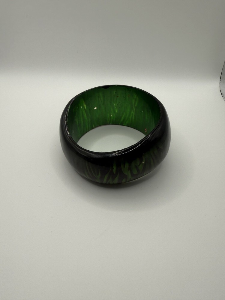 Acrylic Bangle Bracelet Vintage