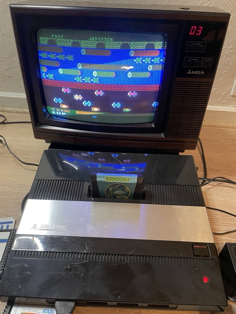 Atari 5200 4 Port Console, Rebuilt Working Controller, 8 Games. Fully Tested