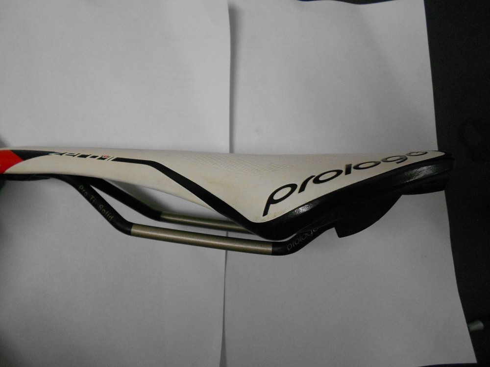 PROLOGO ZERO O TITANIUM TI RAIL WHITE RACING SADDLE