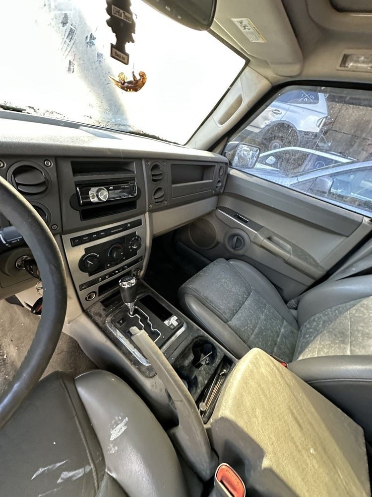 COMMANDER 2006 Rear View Mirror OEM