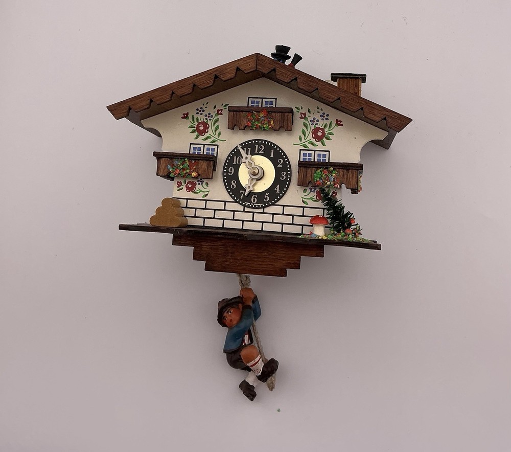 Engstler Battery Operated  Mini Clock
