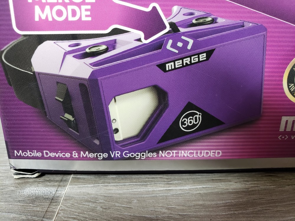 NEW Merge Cube AR/VR Holographic Object Hold In Hands ARC-01 Android / Apple
