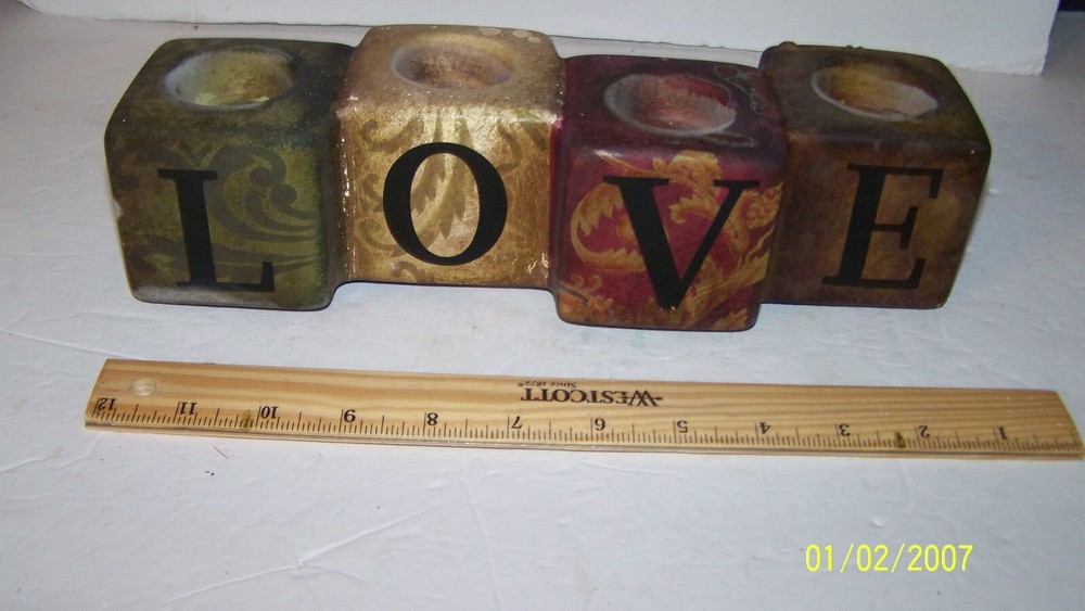 CERAMIC LETTER LOVE CANDLE HOLDER
