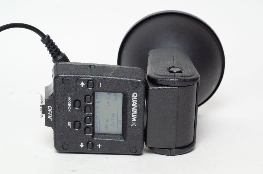 Minty Quantum Qflash QF8C TRIO Basic Shoe-Mount Camera Flash for Canon Cameras