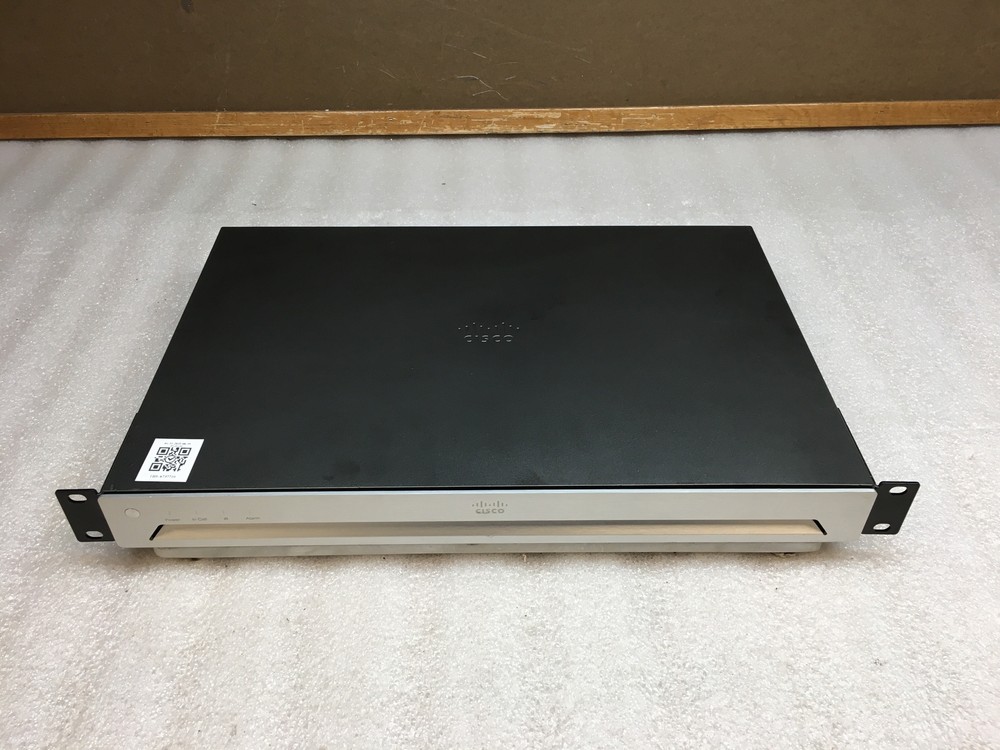 Cisco TelePresence SX80 Codec TTC6-12 CTS-SX80CODEC V01