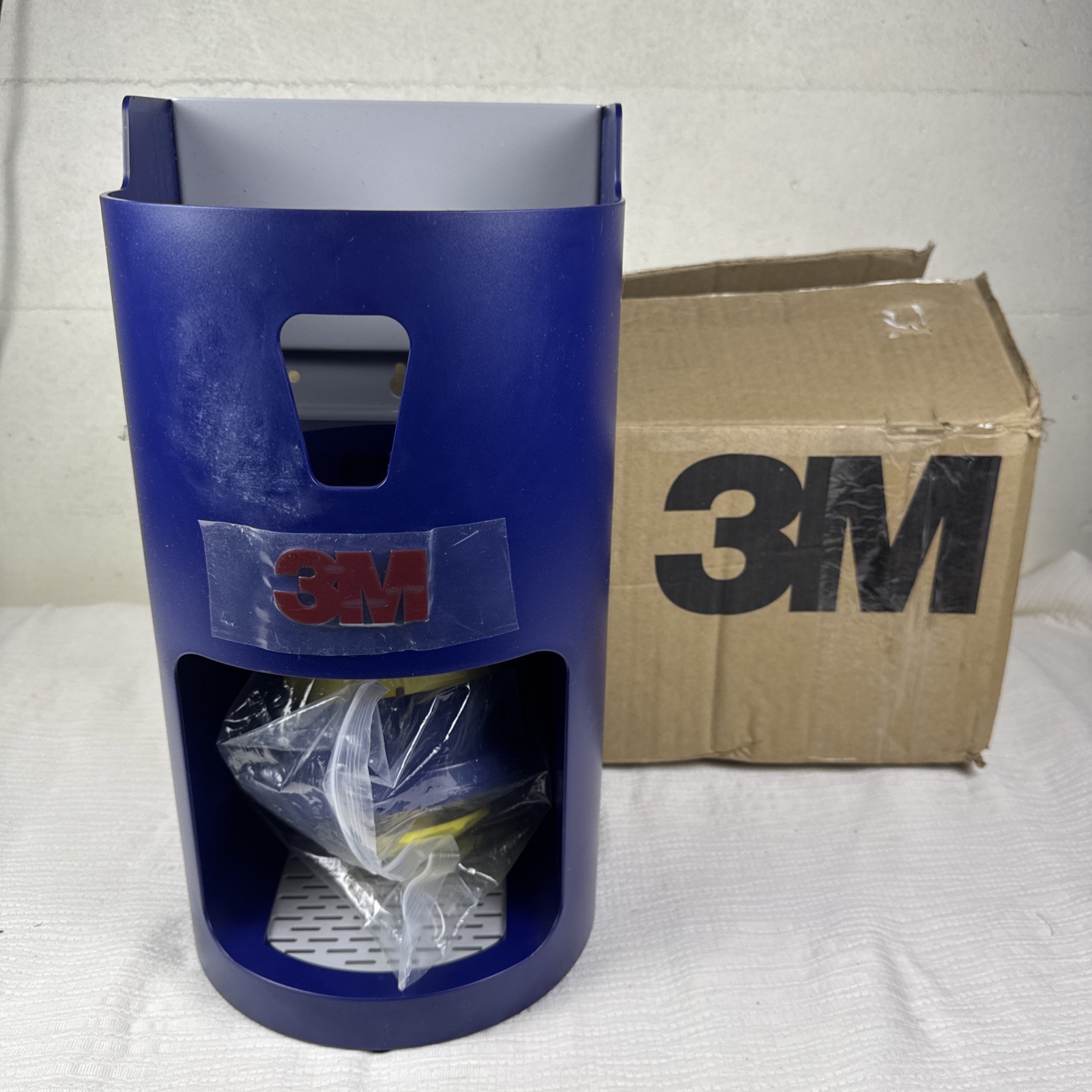 3M E-A-R One Touch Pro Earplug Dispenser, Blue 391-0000