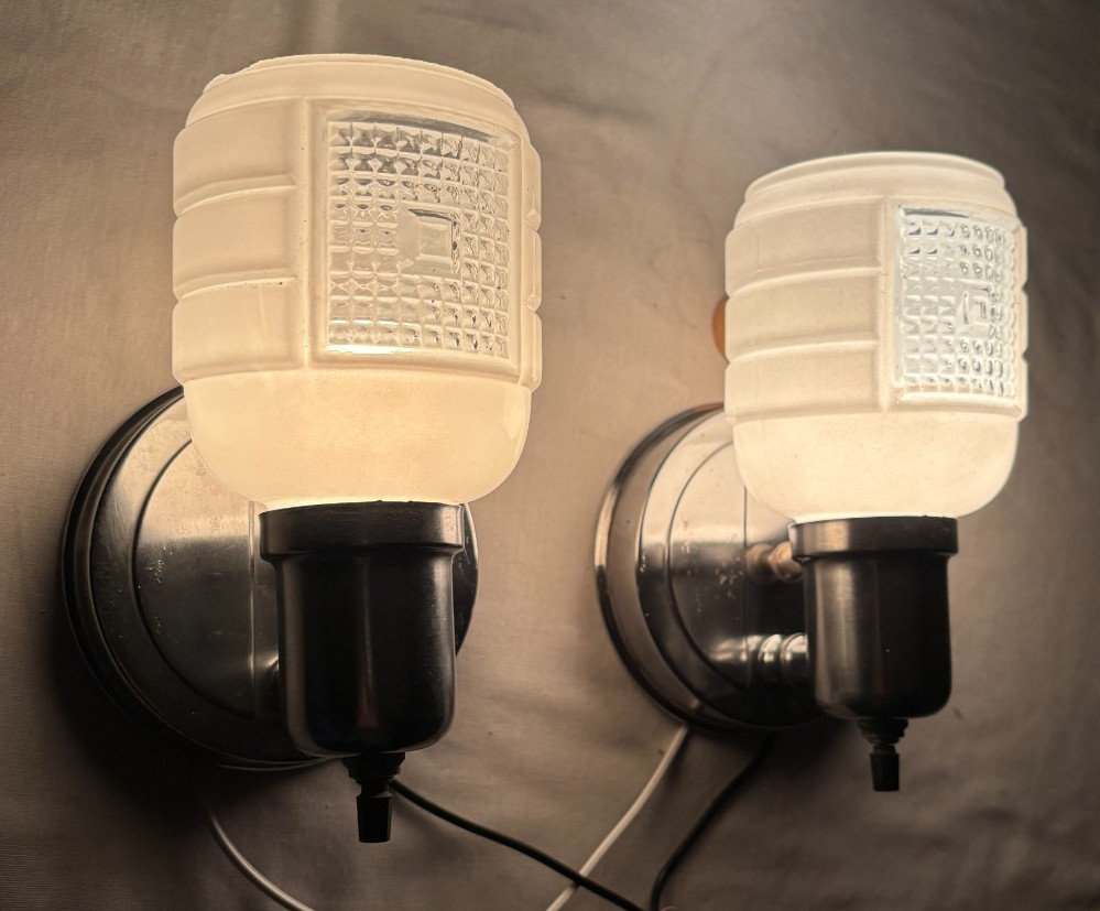 Chrome Sconce Pair Vtg Wall Light Fixture MCM Bathroom Art Deco USA #L92