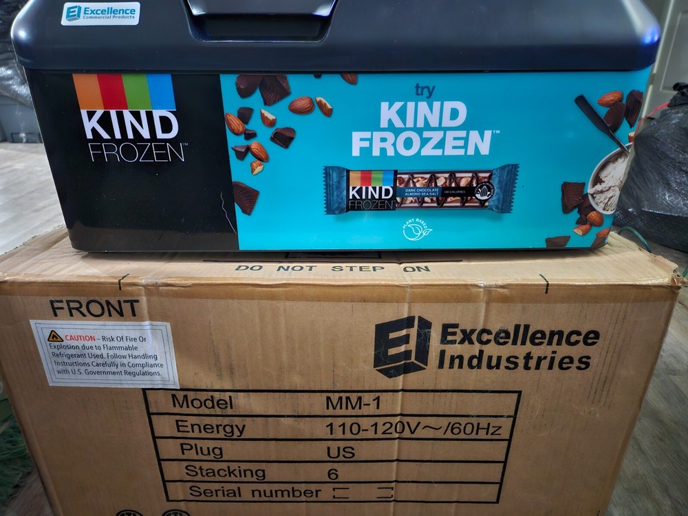 Countertop ice cream cooler