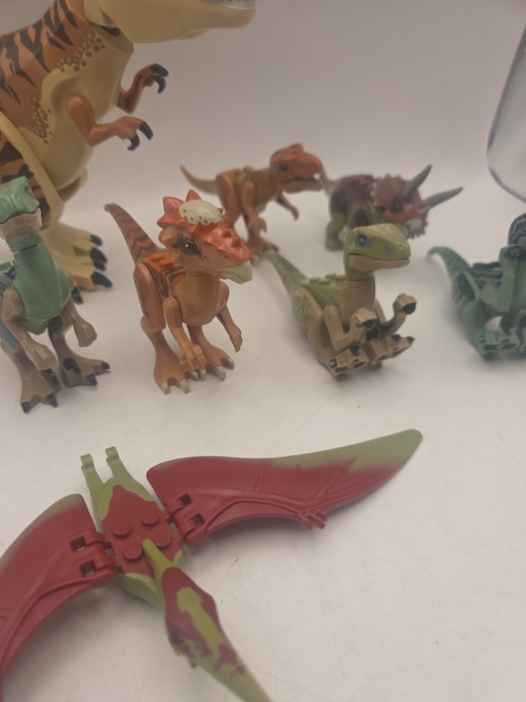 Lego Dinosaur Lot (9 pcs)