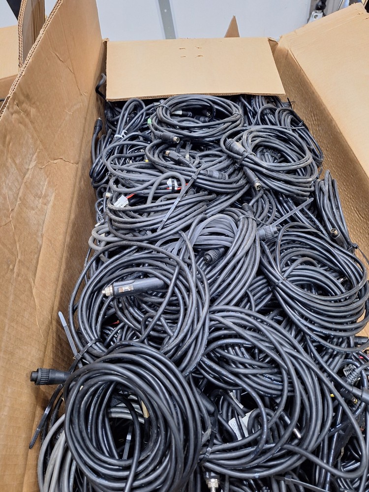 MPH bee 3/python antenna cable 20 foot USED