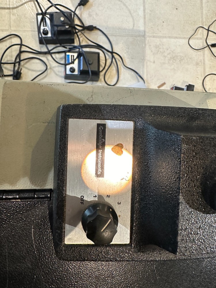 Cambridge Instruments 31-35-28 Transformer & Microscope Illuminator