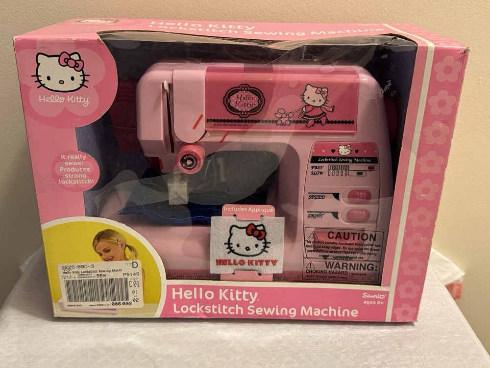 Hello Kitty Lockstitch Sewing Machine