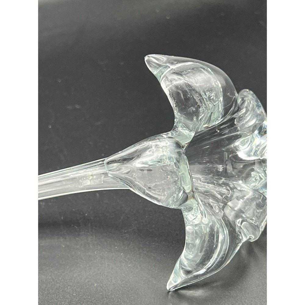 Crystal Hand Blown Lily Bud Vase Table Top