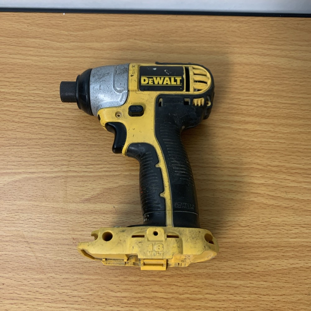 Dewalt DC825 / DC827 / DCF826 18V Volt 1/4" Hex IMPACT DRIVER Tool Only