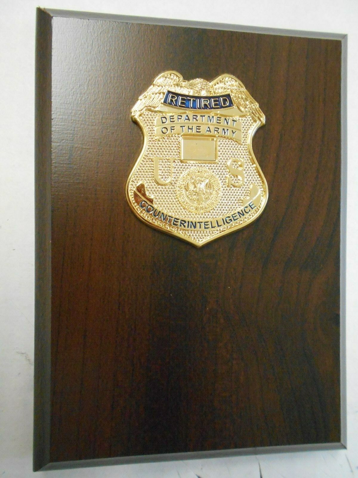 US Army COUNTERINTELLIGENCE (ACI) "RETIRED" full size Badge . With pins