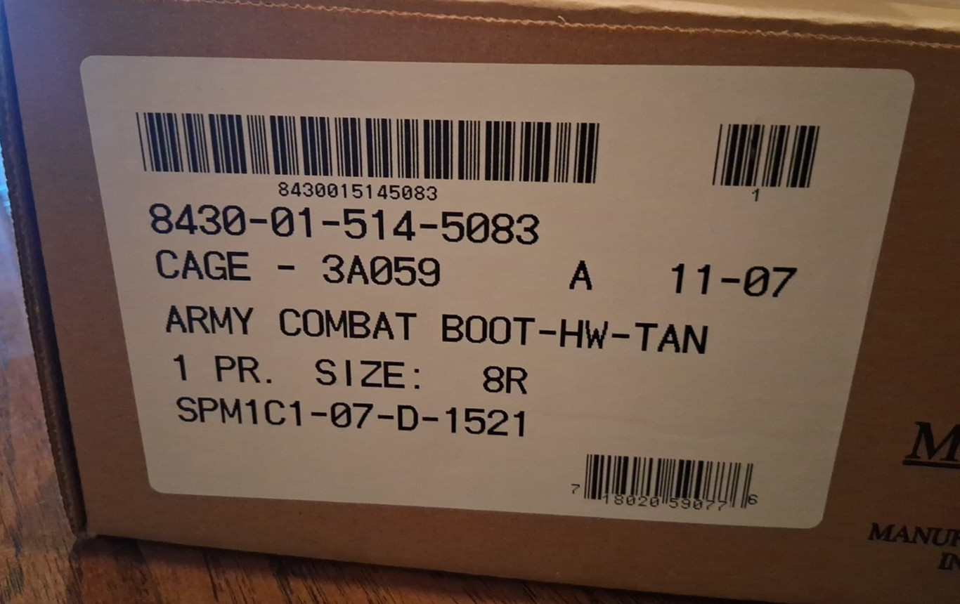 McRae Military Combat Boots Size 8R New in Box with DLA Socks