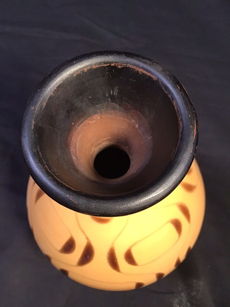 Chulucan Pottery Vase