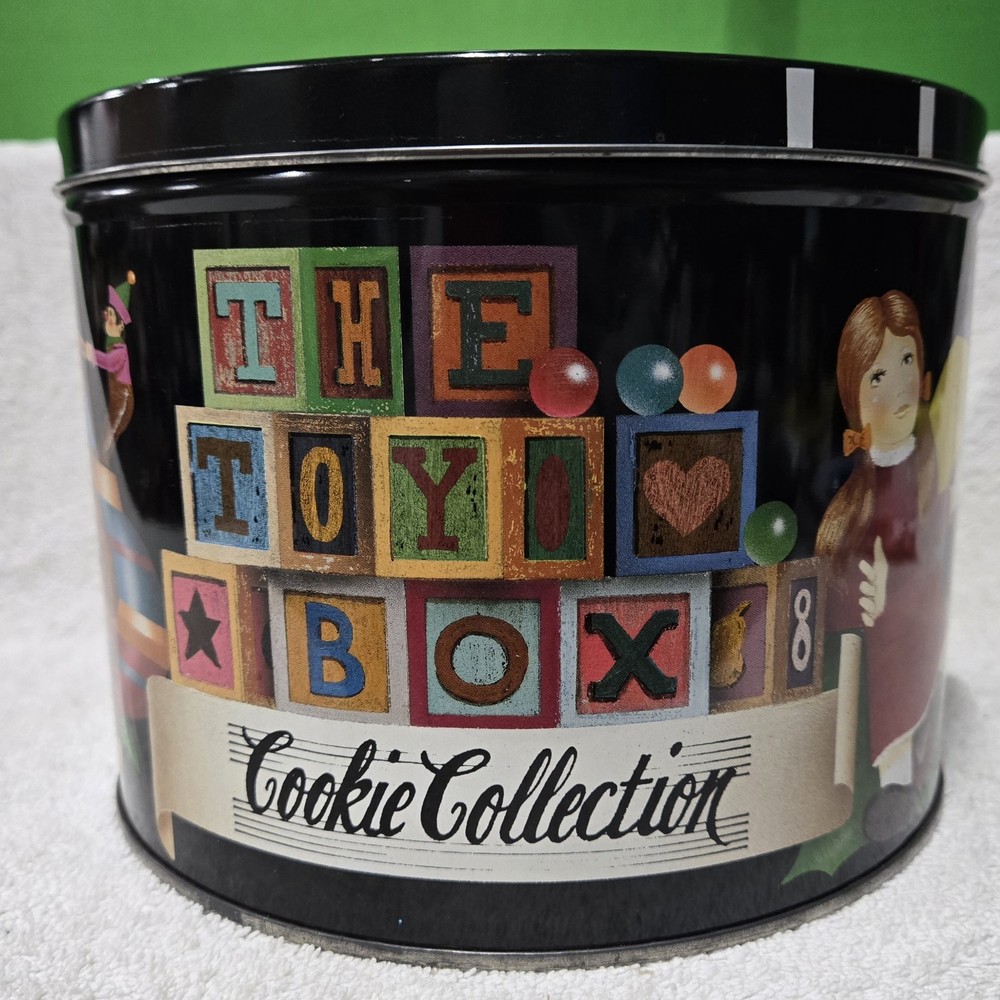 Vintage Christmas Tin