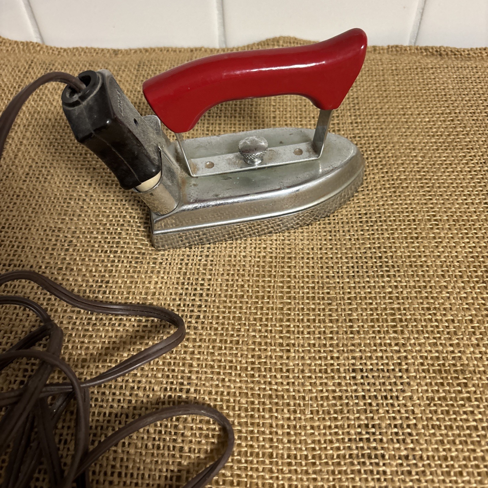 Vintage ROWENTA Electric Travel Iron Model E5234 - It WORKS!- Red Handle!