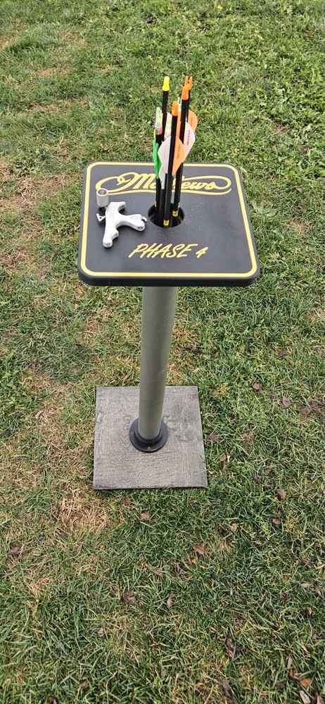 Arrow Stand Tables By 3D Junkie