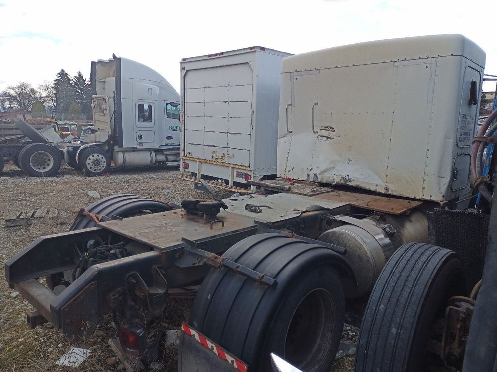 TL30500 Peterbilt Turn Switch (11771596