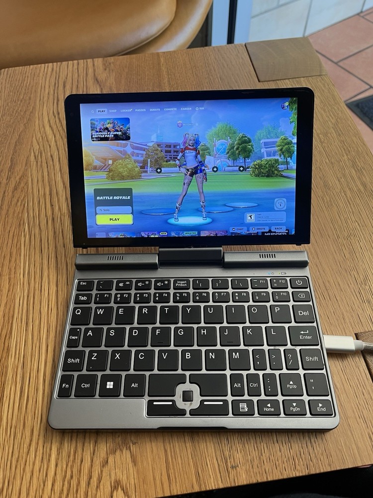 Mini Ultrabook